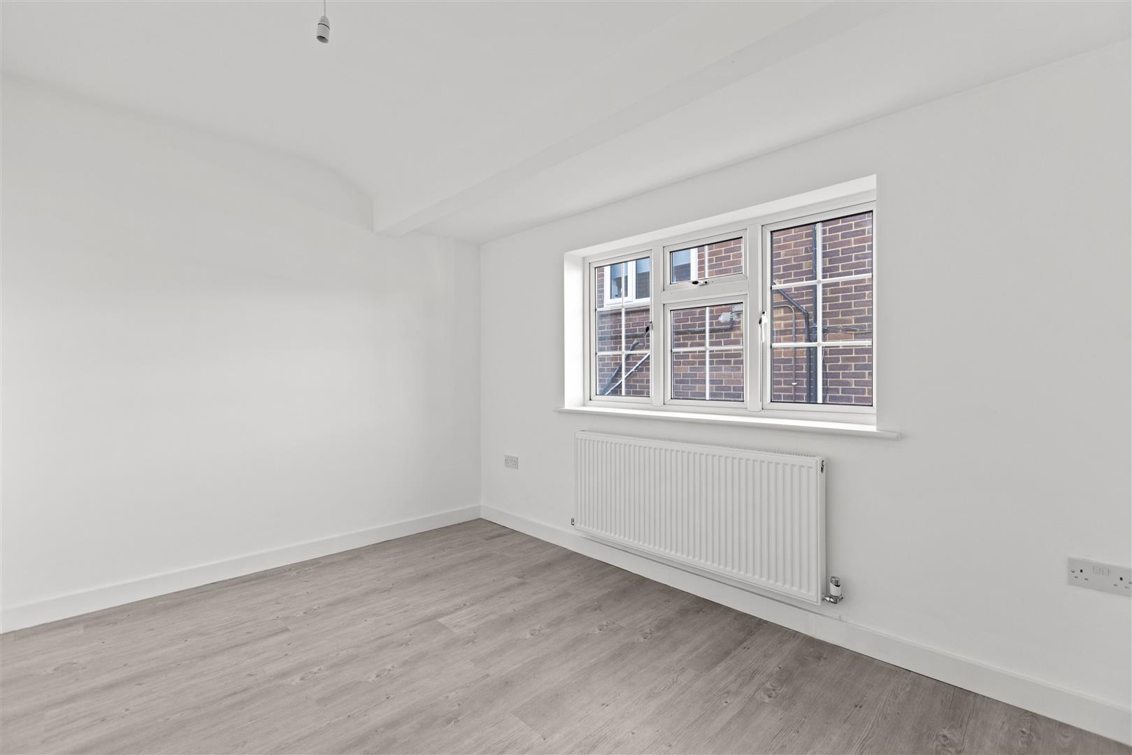 Brockenhurst Road, Ascot